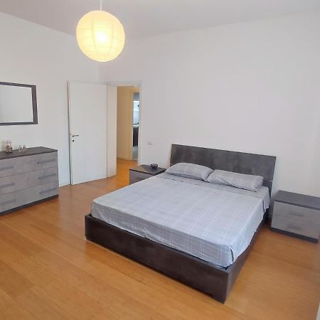 דירות מסטרה La Casa Dei Tre מראה חיצוני תמונה